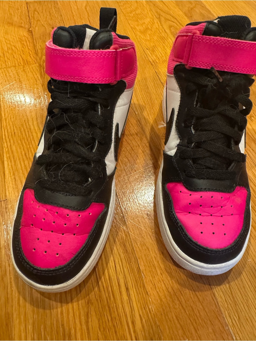 Nike Kids High-Top Sneakers in Hot Pink, Black & White
